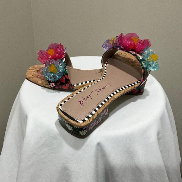 BETSEY JOHNSON multi-color Brice Floral Sandal Flats NWOB Size 6.5 - Picture 7 of 7